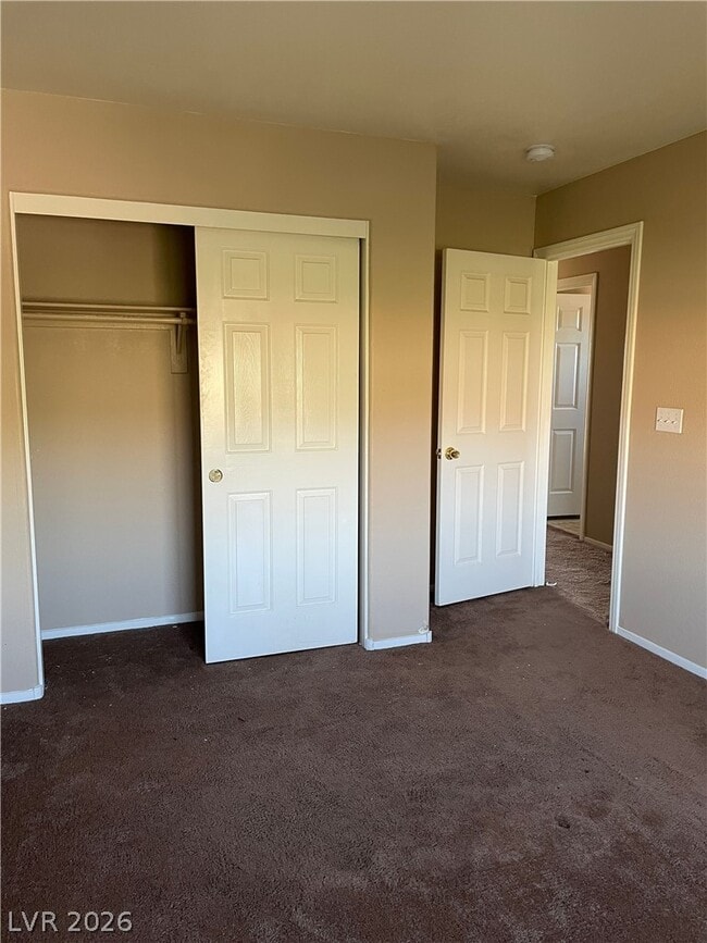 Building Photo - 3753 Hollycroft Dr