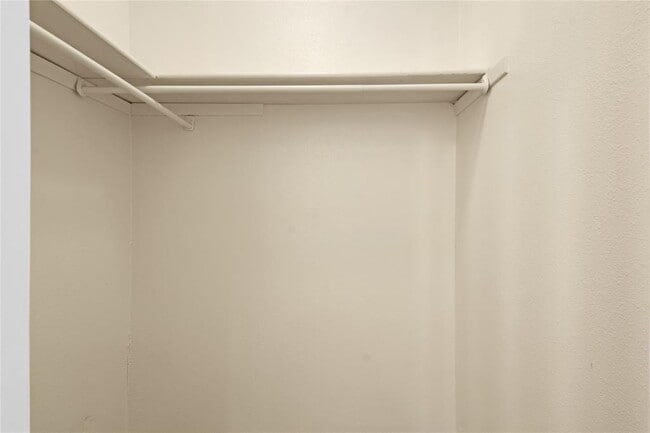 Building Photo - 3454 Willowrun Dr