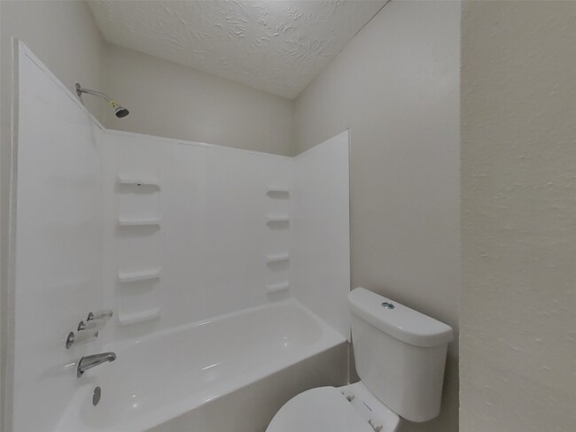 Building Photo - 15243 Bedford Glen Dr