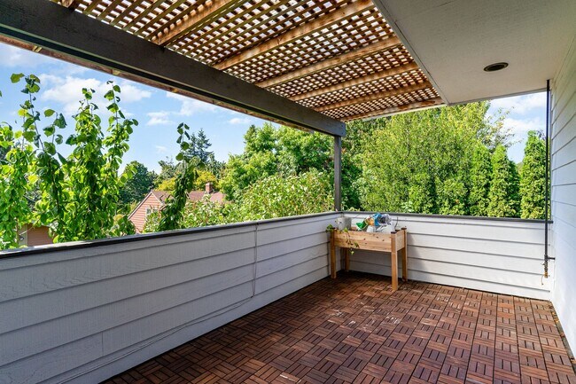 Building Photo - 4bd/3ba Seattle Home