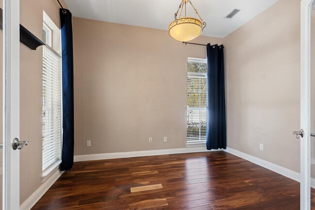 Building Photo - 3289 Cabot Cove Dr