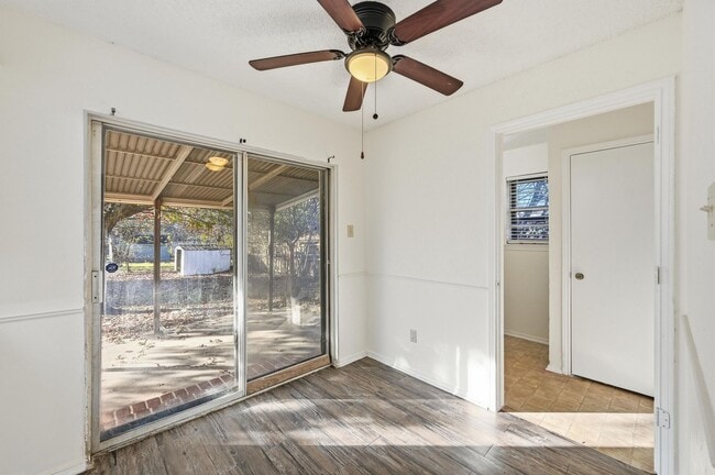 Building Photo - Charming 3-bedroom, 2-bathroom home in Glenn Heights, TX