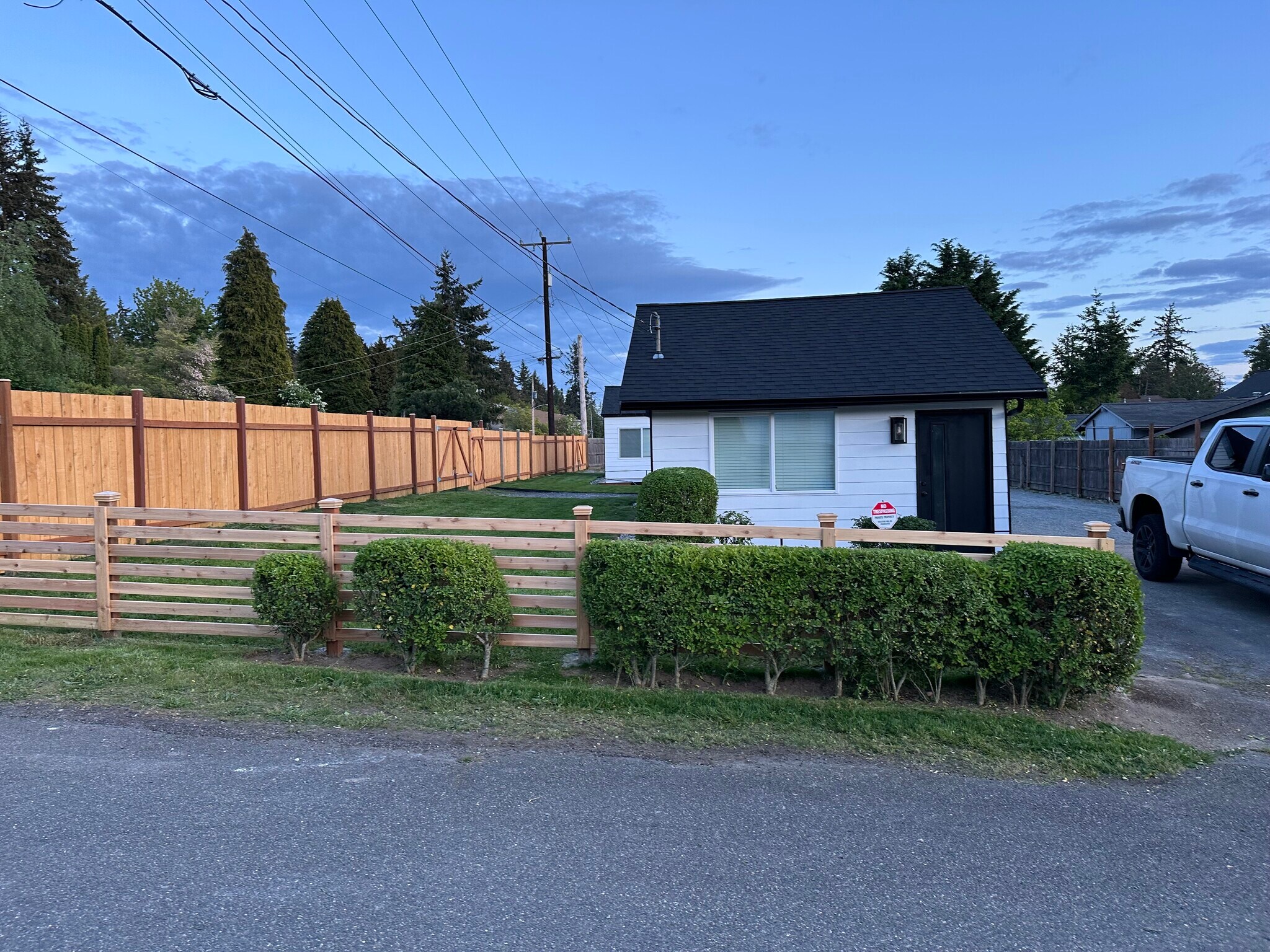 Building Photo - 1747 NE 147th St