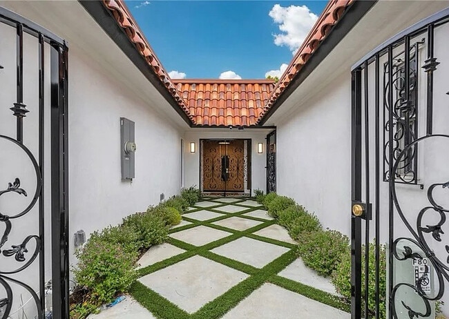 Building Photo - 80 Seton Rd