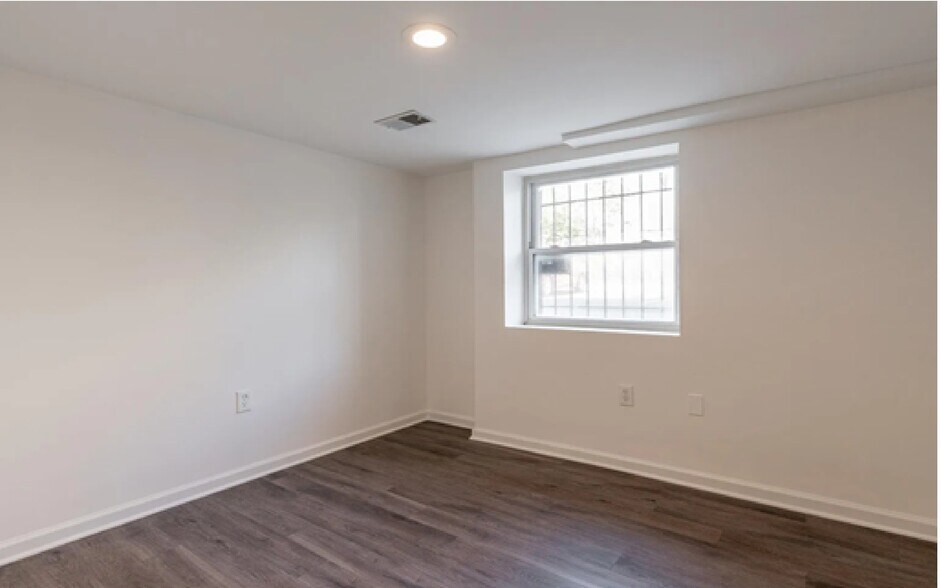 Building Photo - 2914 13th St NW