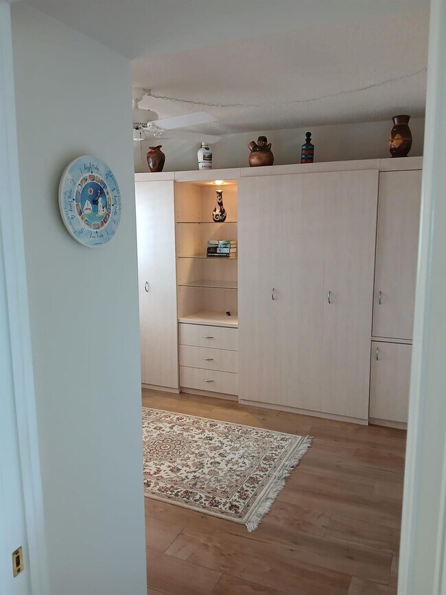 Building Photo - 3101 S Ocean Blvd