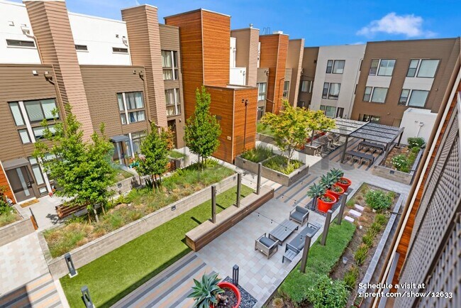 Building Photo - 3768 Capitol Ave