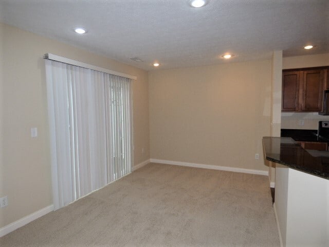 Building Photo - Brittany Place Condo!