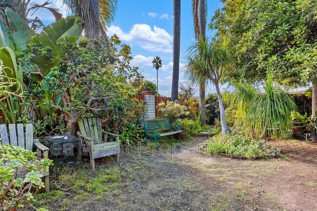 Building Photo - 754 Del Riego Ave