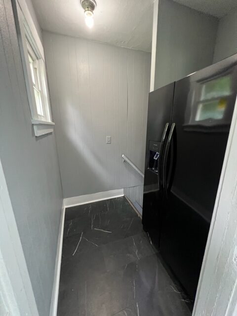 Building Photo - 300 Lexington Ave