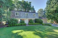 Building Photo - 4Bd/2.5Ba Mercer Island House