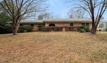 Building Photo - 3688 Citation Dr