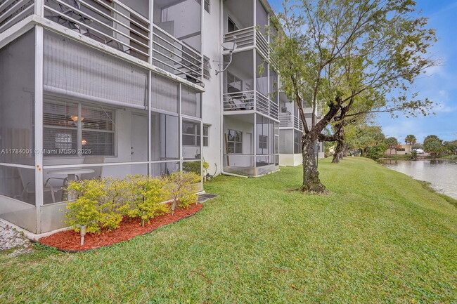 Building Photo - 4310 NW 12th Ct