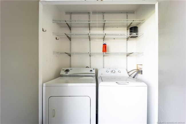 Building Photo - 1637 NE Nautical Pl