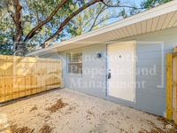 Building Photo - 815 W Carole St