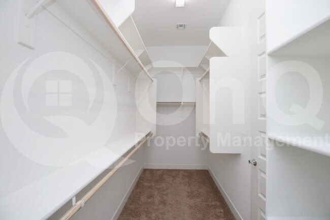 Building Photo - 22721 N 34th St