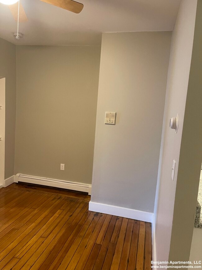 Building Photo - 75 Division St