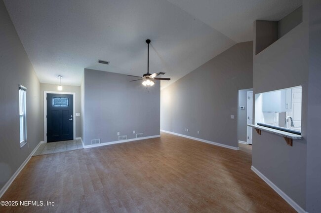 Building Photo - 2080 Tanager Dr