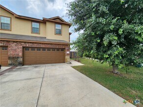 Building Photo - 305 Rosalie Dr