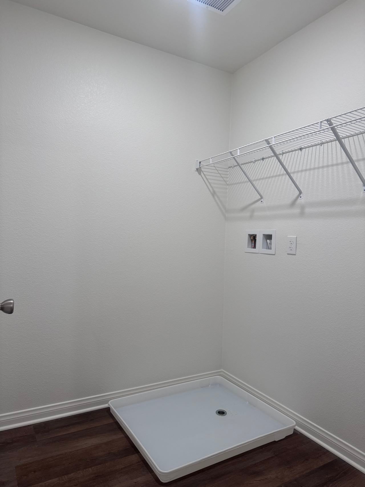 Building Photo - 4254 S Laguna Ave