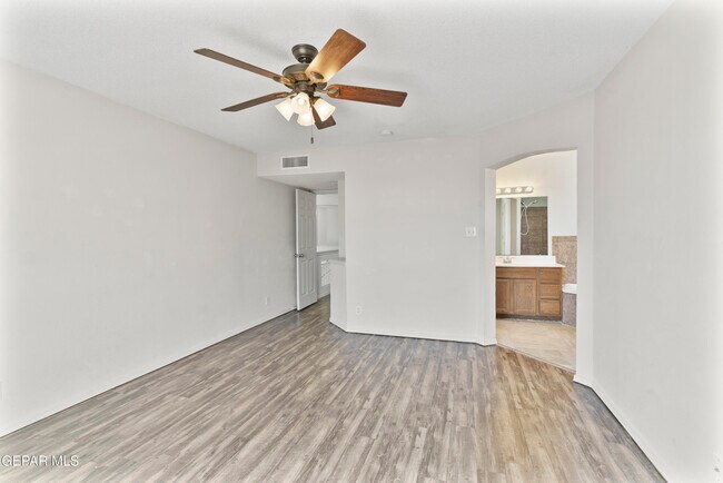 Building Photo - 10799 Walden Pond St