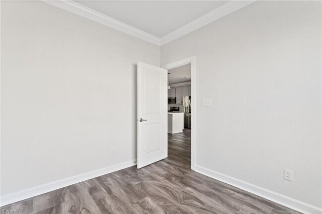 Building Photo - 2259 Sanibel Ln
