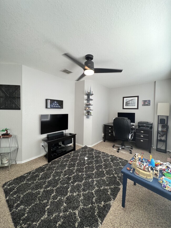 Building Photo - 646 Lynx Mountain