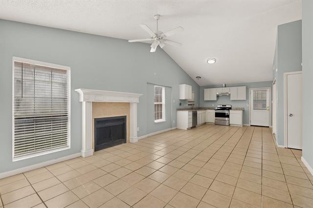 Building Photo - 926 Binbrook Dr