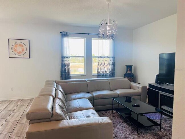 Building Photo - 8579 Starlight Loop