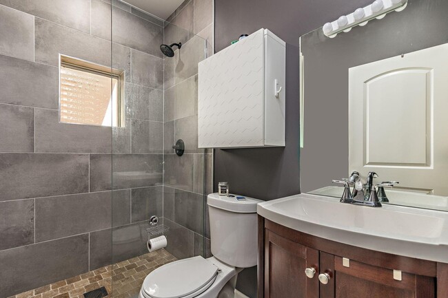 Building Photo - 616 Claremore Dr