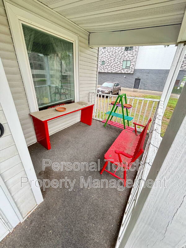 Building Photo - 1119 3rd Ave N