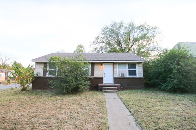 Building Photo - Section 8 Welcome! Amazing Remodeled 4 Bed...