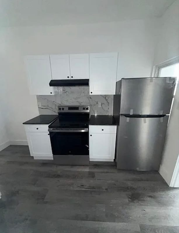 Building Photo - 25 Riverview Pl