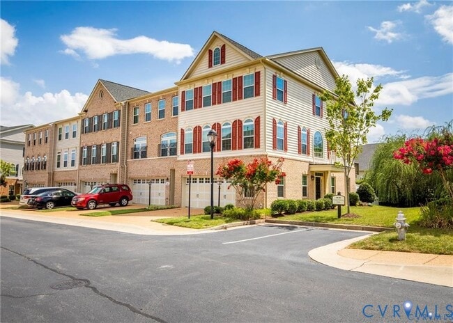 Building Photo - 411 Siena Ln