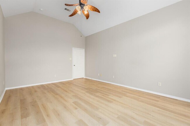 Building Photo - 13039 Golden Water Ct