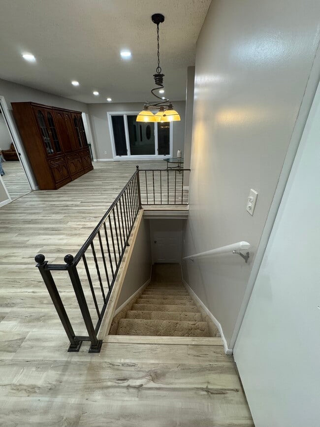 Building Photo - 34647 Bristol Dr