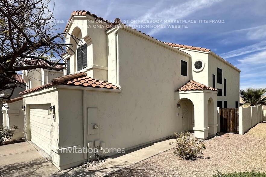 Building Photo - 2374 E Evans Dr