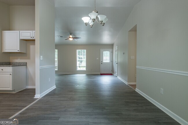 Building Photo - 5461 Brisbane Ct
