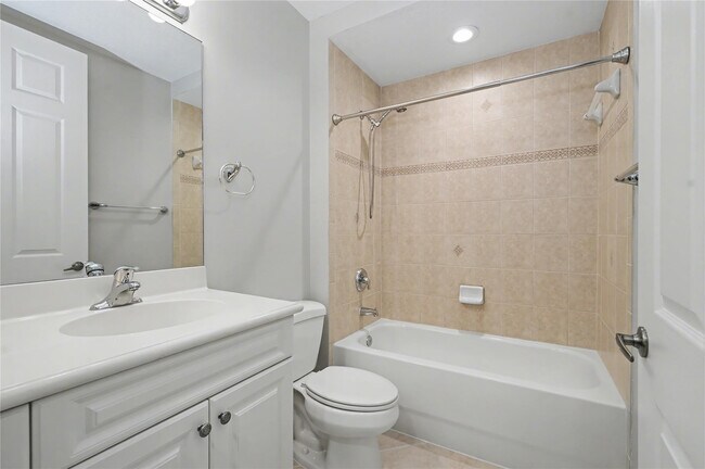 Building Photo - 8296 NW 128th Ln