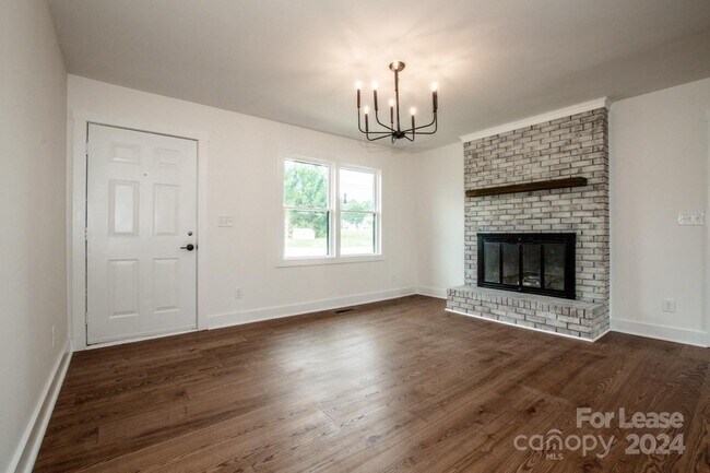 Building Photo - 4892 NC-16