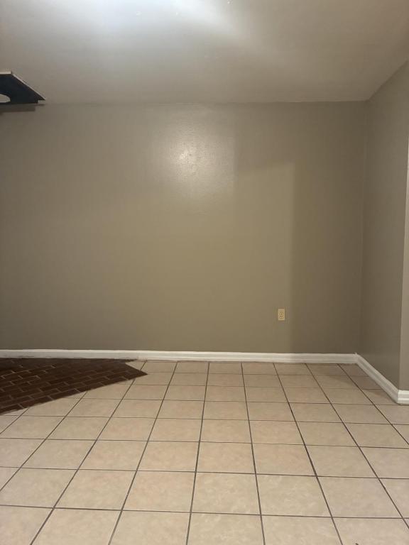 Building Photo - 1655 Port Dr