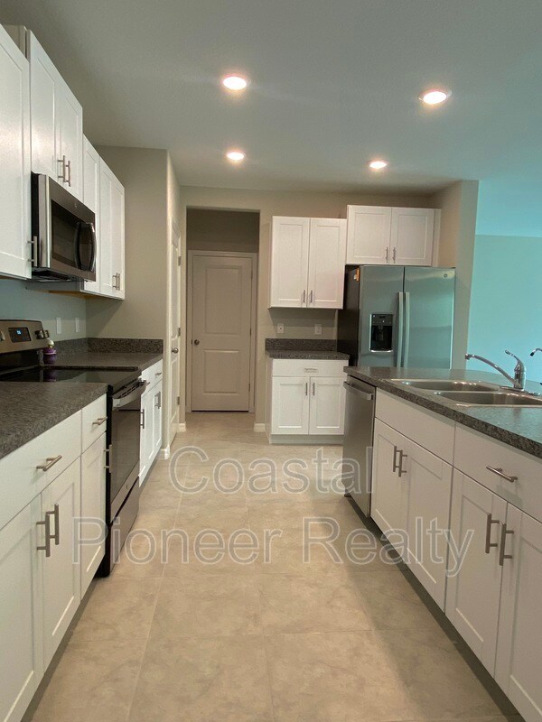 4808 Wild Senna Blvd 4808 Wild Senna Blvd Clair Mel City FL 33619