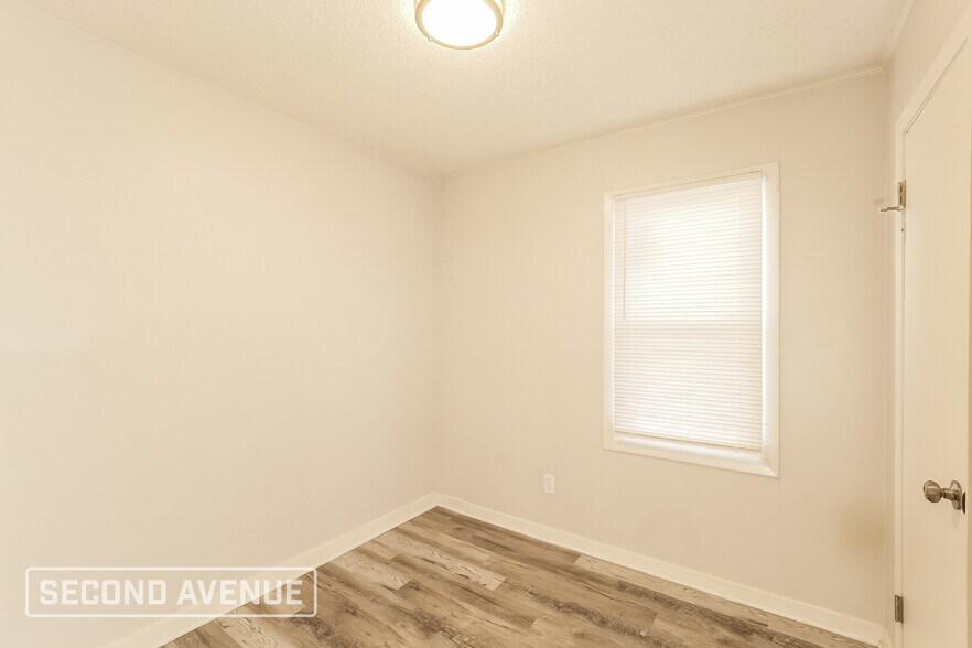 Building Photo - 5622 Indiana Ave