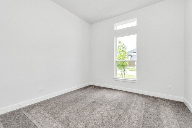 Building Photo - 21118 Chelton Bch Dr