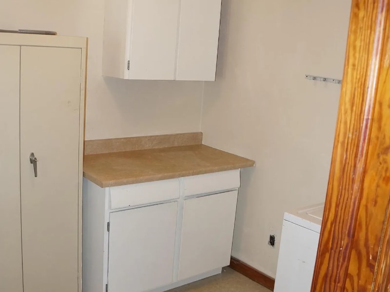 Building Photo - 237 Beechwood Ave