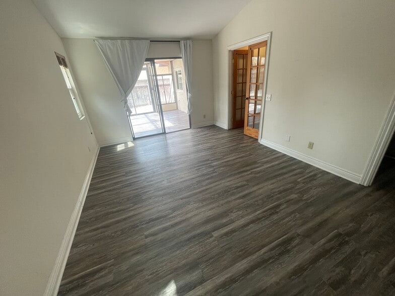 Building Photo - 378 Bay Leaf Dr