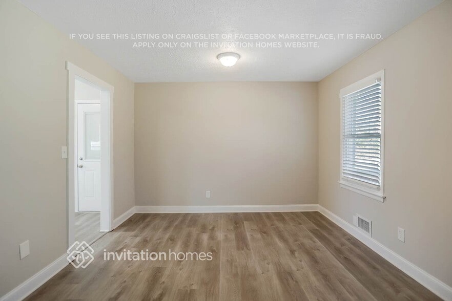 Building Photo - 883 Meadow Rock Dr