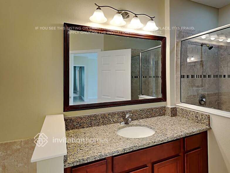 Building Photo - 4270 Harvest Cir