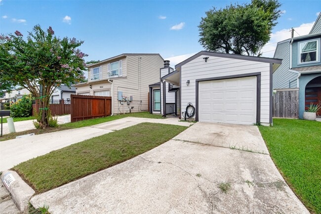 Building Photo - 10244 Bridgeland Ln