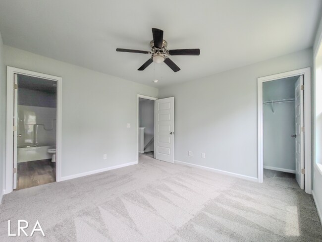 Building Photo - 185 Buckhorn Ave